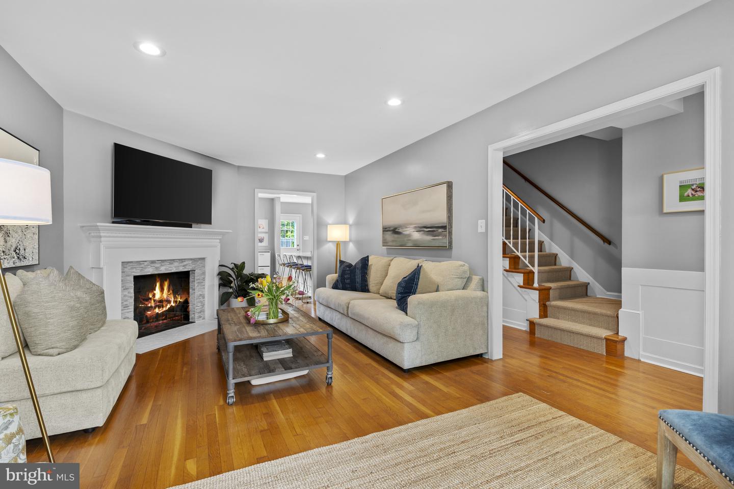 6707 MELROSE DR, MCLEAN, Virginia 22101, 4 Bedrooms Bedrooms, ,3 BathroomsBathrooms,Residential,For sale,6707 MELROSE DR,VAFX2244802 MLS # VAFX2244802