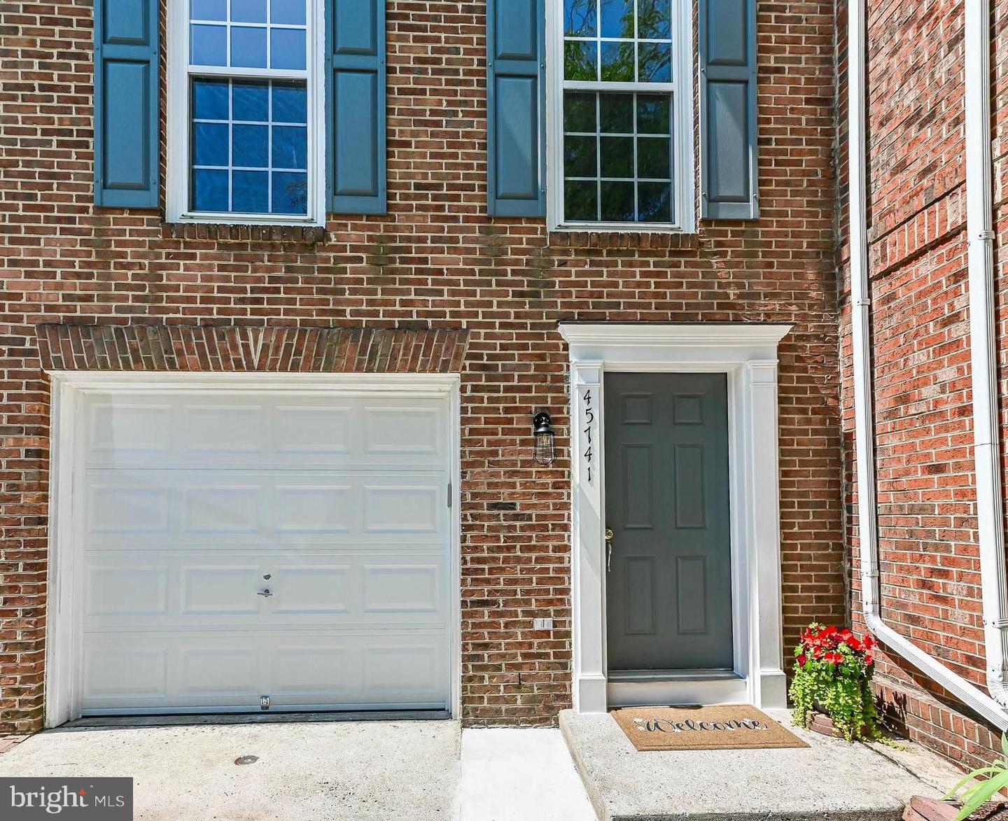 45741 SMOKETREE TER, STERLING, Virginia 20166, 3 Bedrooms Bedrooms, ,1 BathroomBathrooms,Residential,For sale,45741 SMOKETREE TER,VALO2098548 MLS # VALO2098548