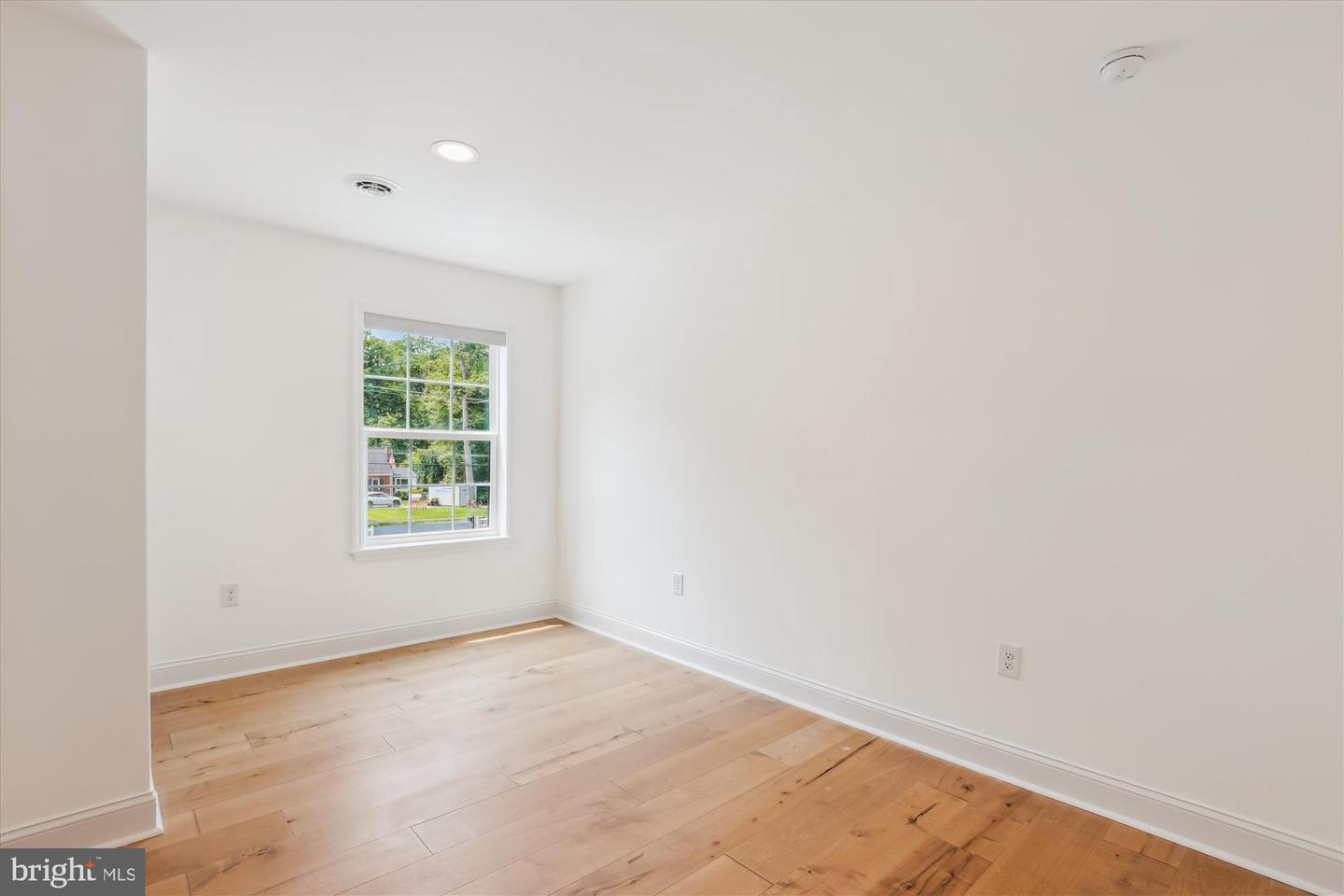 3908 WOODLEY DR, ALEXANDRIA, Virginia 22309, 5 Bedrooms Bedrooms, ,5 BathroomsBathrooms,Residential,For sale,3908 WOODLEY DR,VAFX2244618 MLS # VAFX2244618