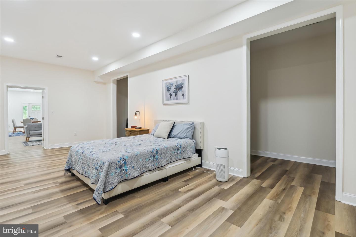 3908 WOODLEY DR, ALEXANDRIA, Virginia 22309, 5 Bedrooms Bedrooms, ,5 BathroomsBathrooms,Residential,For sale,3908 WOODLEY DR,VAFX2244618 MLS # VAFX2244618
