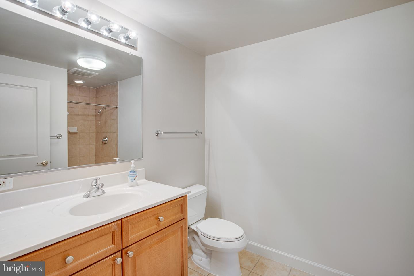 485 HARBOR SIDE ST, WOODBRIDGE, Virginia 22191, 2 Bedrooms Bedrooms, ,2 BathroomsBathrooms,Residential,For sale,485 HARBOR SIDE ST,VAPW2096028 MLS # VAPW2096028