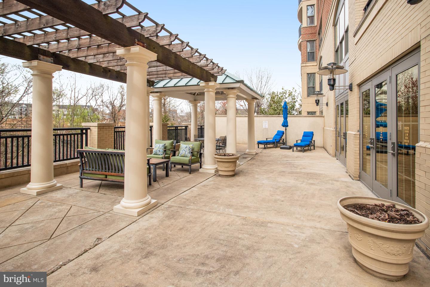 485 HARBOR SIDE ST, WOODBRIDGE, Virginia 22191, 2 Bedrooms Bedrooms, ,2 BathroomsBathrooms,Residential,For sale,485 HARBOR SIDE ST,VAPW2096028 MLS # VAPW2096028