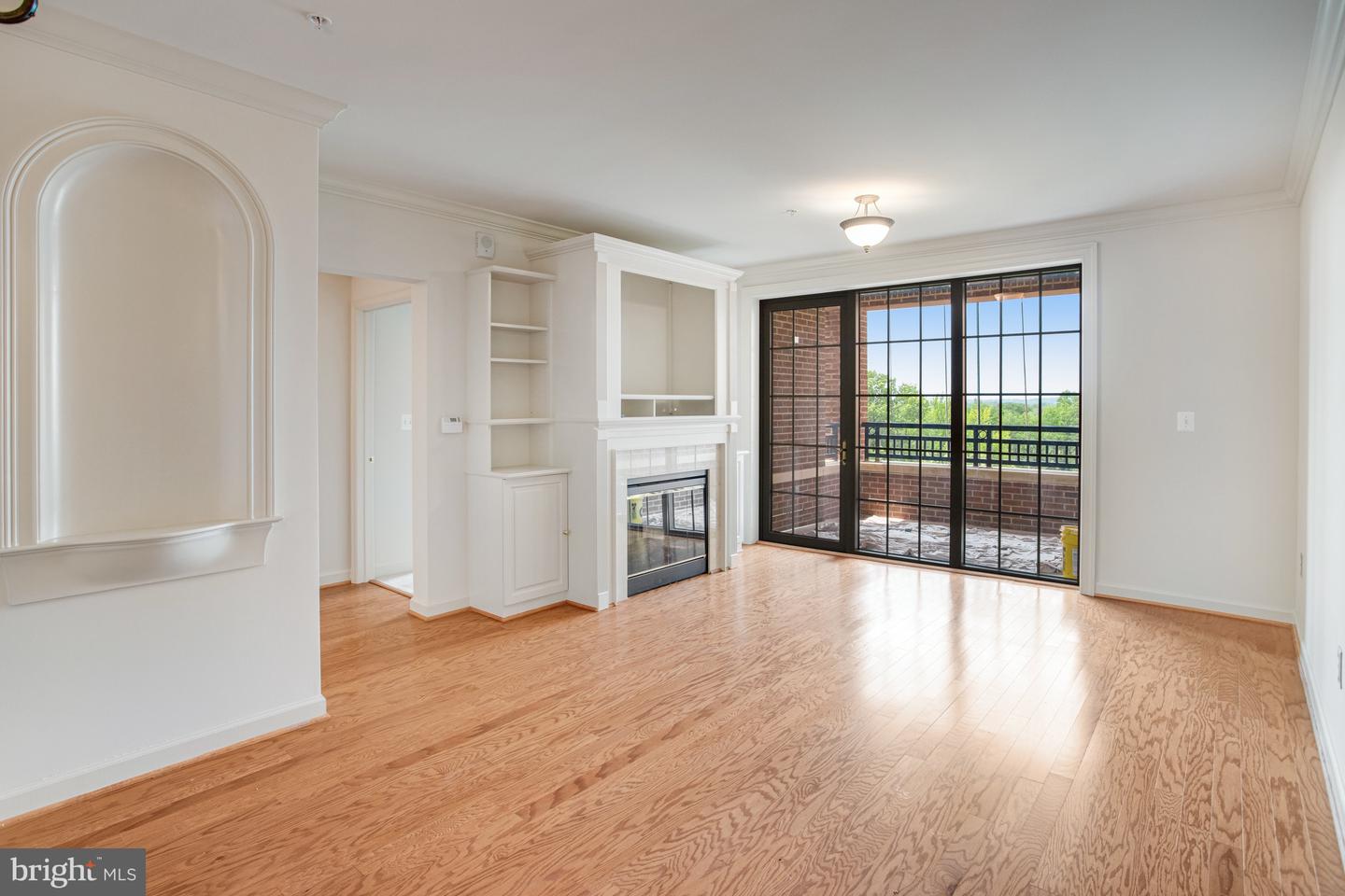 485 HARBOR SIDE ST, WOODBRIDGE, Virginia 22191, 2 Bedrooms Bedrooms, ,2 BathroomsBathrooms,Residential,For sale,485 HARBOR SIDE ST,VAPW2096028 MLS # VAPW2096028
