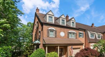 6336 MANCHESTER WAY, ALEXANDRIA, Virginia 22304, 3 Bedrooms Bedrooms, ,3 BathroomsBathrooms,Residential,For sale,6336 MANCHESTER WAY,VAFX2244864 MLS # VAFX2244864