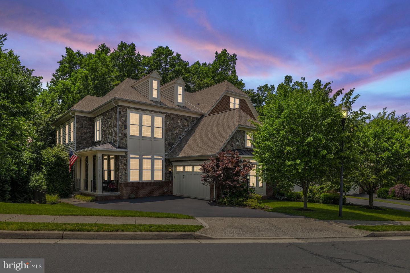 20393 DUNKIRK SQ, STERLING, Virginia 20165, 4 Bedrooms Bedrooms, ,3 BathroomsBathrooms,Residential,For sale,20393 DUNKIRK SQ,VALO2098608 MLS # VALO2098608