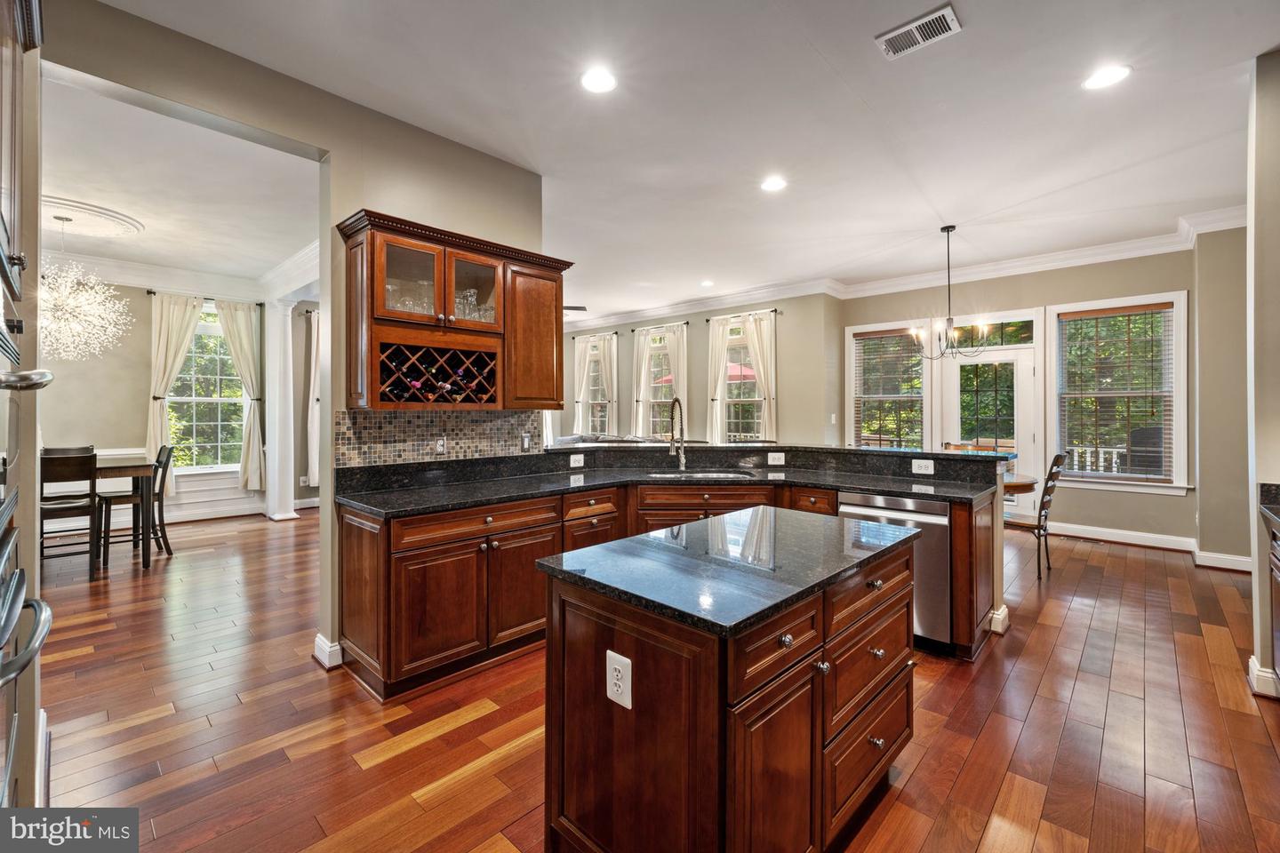 20393 DUNKIRK SQ, STERLING, Virginia 20165, 4 Bedrooms Bedrooms, ,3 BathroomsBathrooms,Residential,For sale,20393 DUNKIRK SQ,VALO2098608 MLS # VALO2098608