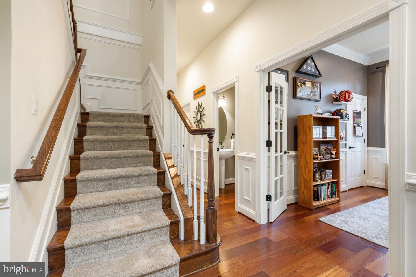 20393 DUNKIRK SQ, STERLING, Virginia 20165, 4 Bedrooms Bedrooms, ,3 BathroomsBathrooms,Residential,For sale,20393 DUNKIRK SQ,VALO2098608 MLS # VALO2098608