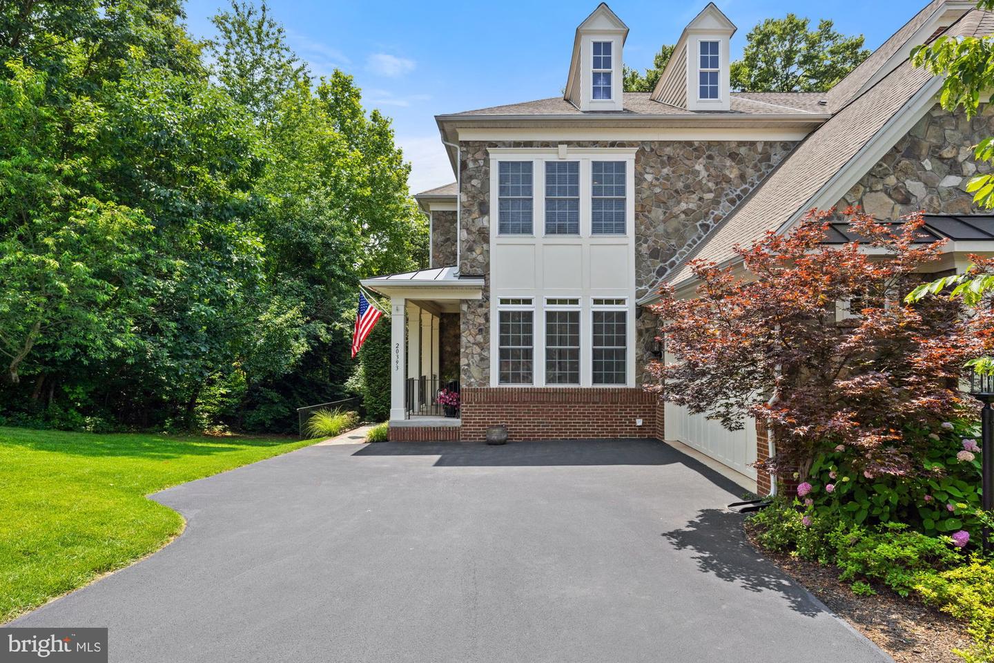 20393 DUNKIRK SQ, STERLING, Virginia 20165, 4 Bedrooms Bedrooms, ,3 BathroomsBathrooms,Residential,For sale,20393 DUNKIRK SQ,VALO2098608 MLS # VALO2098608