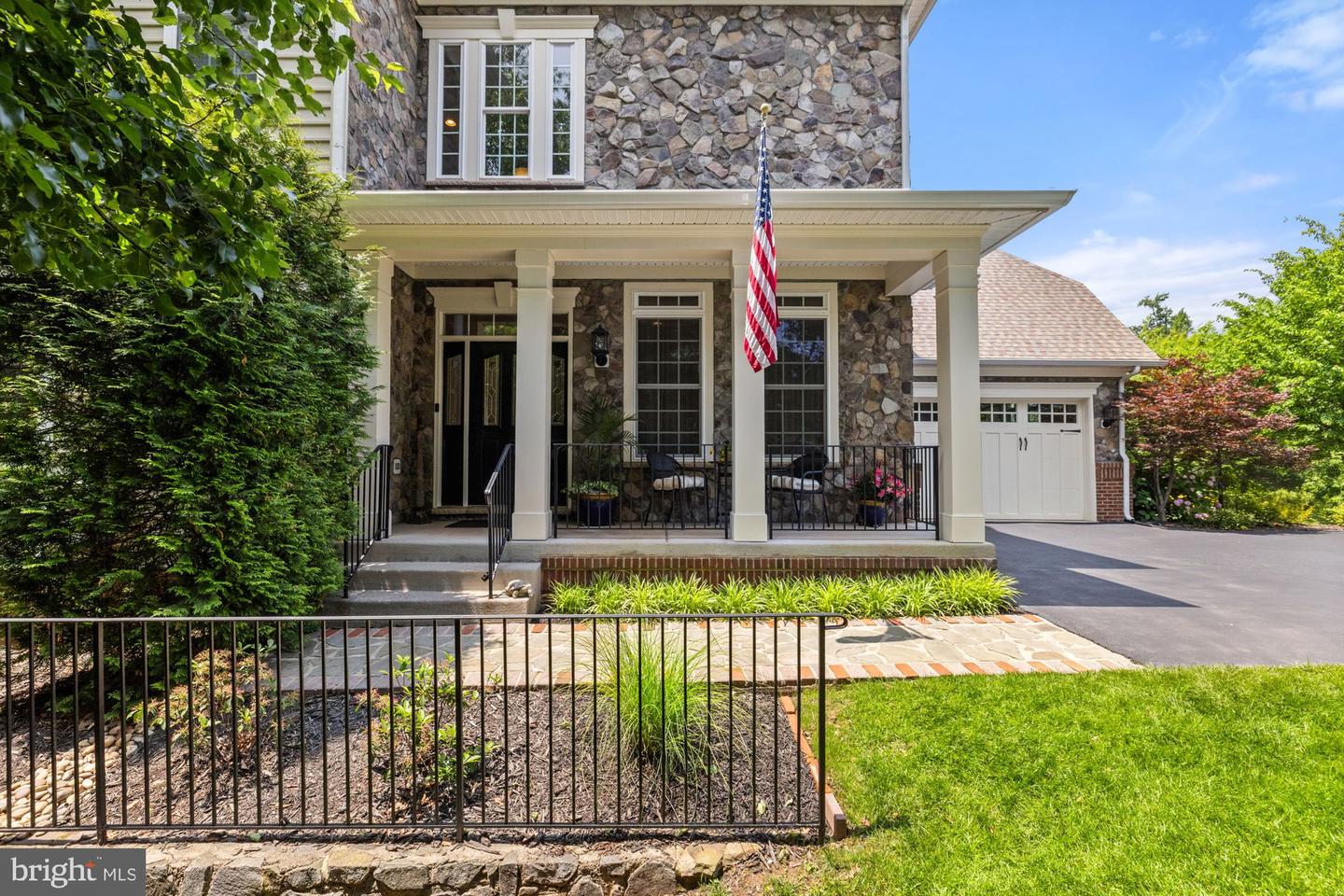 20393 DUNKIRK SQ, STERLING, Virginia 20165, 4 Bedrooms Bedrooms, ,3 BathroomsBathrooms,Residential,For sale,20393 DUNKIRK SQ,VALO2098608 MLS # VALO2098608