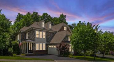20393 DUNKIRK SQ, STERLING, Virginia 20165, 4 Bedrooms Bedrooms, ,3 BathroomsBathrooms,Residential,For sale,20393 DUNKIRK SQ,VALO2098608 MLS # VALO2098608