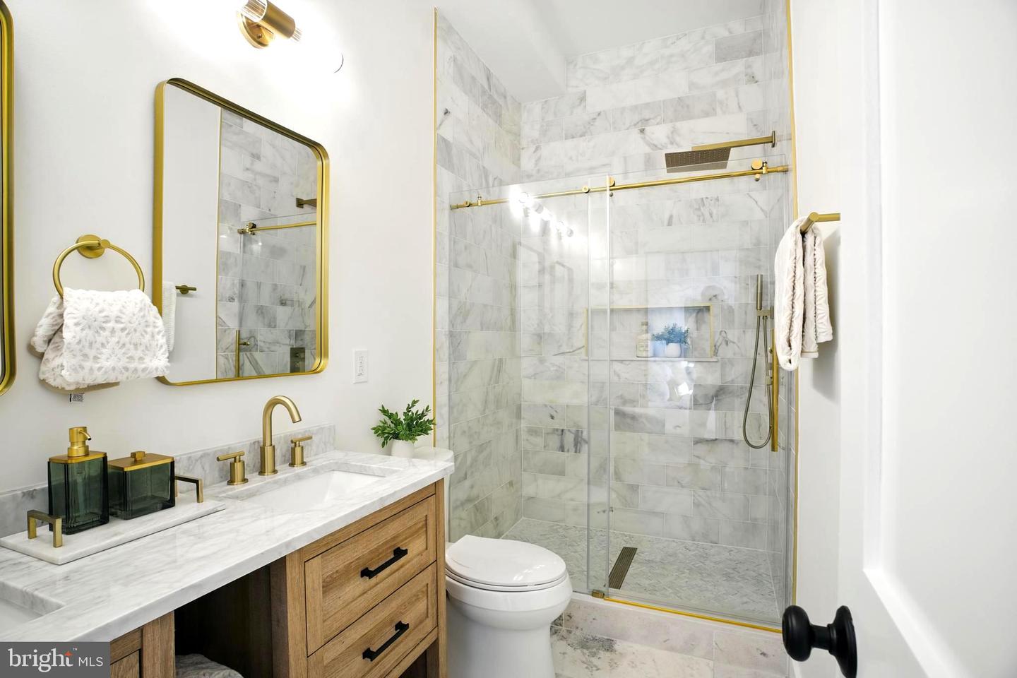 309 M ST NW #TOWNHOME B, WASHINGTON, District Of Columbia 20001, 3 Bedrooms Bedrooms, ,2 BathroomsBathrooms,Residential,For sale,309 M ST NW #TOWNHOME B,DCDC2203828 MLS # DCDC2203828