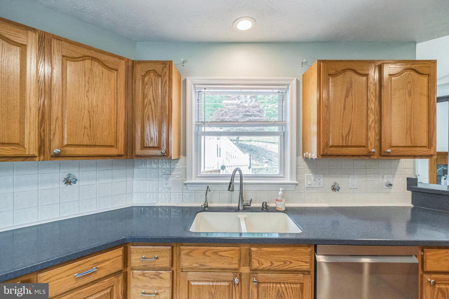 30 WOODED LN, FRONT ROYAL, Virginia 22630, 3 Bedrooms Bedrooms, ,2 BathroomsBathrooms,Residential,For sale,30 WOODED LN,VAWR2011366 MLS # VAWR2011366