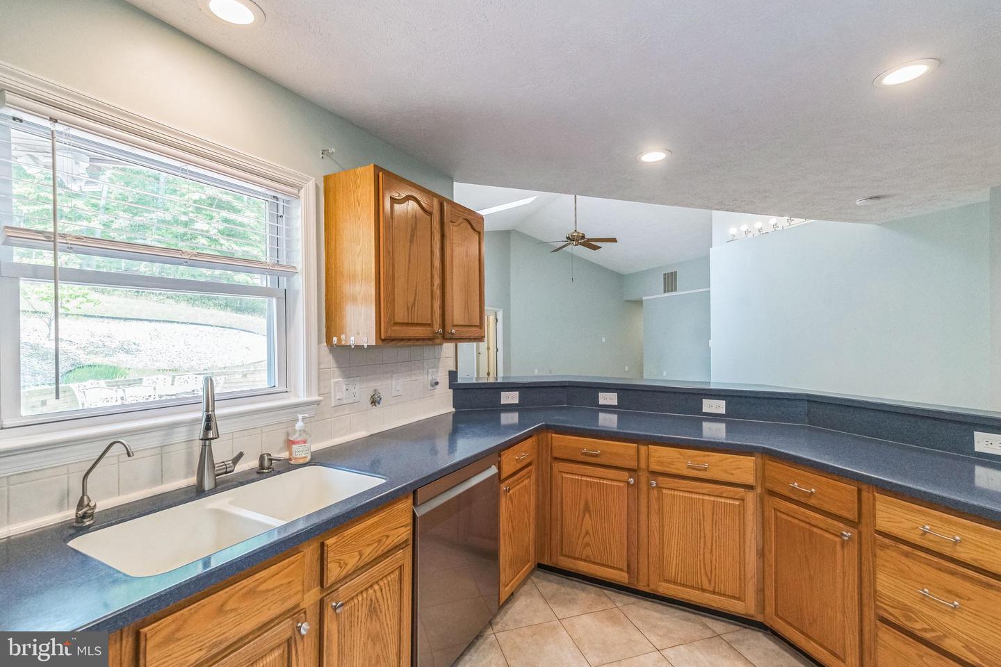30 WOODED LN, FRONT ROYAL, Virginia 22630, 3 Bedrooms Bedrooms, ,2 BathroomsBathrooms,Residential,For sale,30 WOODED LN,VAWR2011366 MLS # VAWR2011366