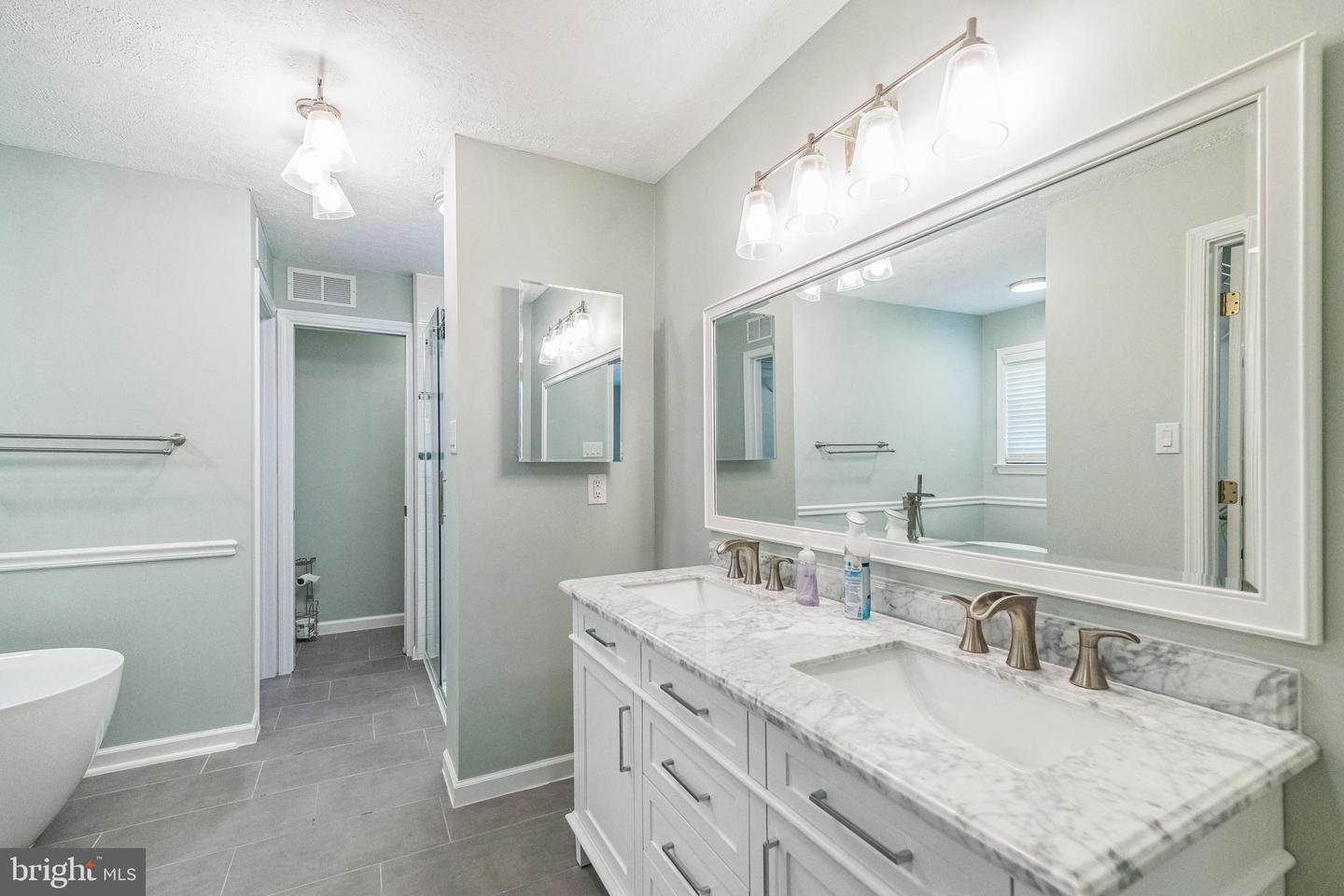 30 WOODED LN, FRONT ROYAL, Virginia 22630, 3 Bedrooms Bedrooms, ,2 BathroomsBathrooms,Residential,For sale,30 WOODED LN,VAWR2011366 MLS # VAWR2011366