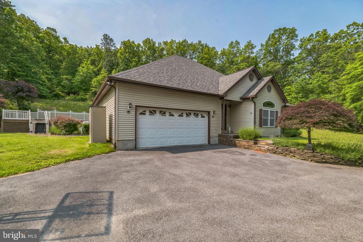 30 WOODED LN, FRONT ROYAL, Virginia 22630, 3 Bedrooms Bedrooms, ,2 BathroomsBathrooms,Residential,For sale,30 WOODED LN,VAWR2011366 MLS # VAWR2011366
