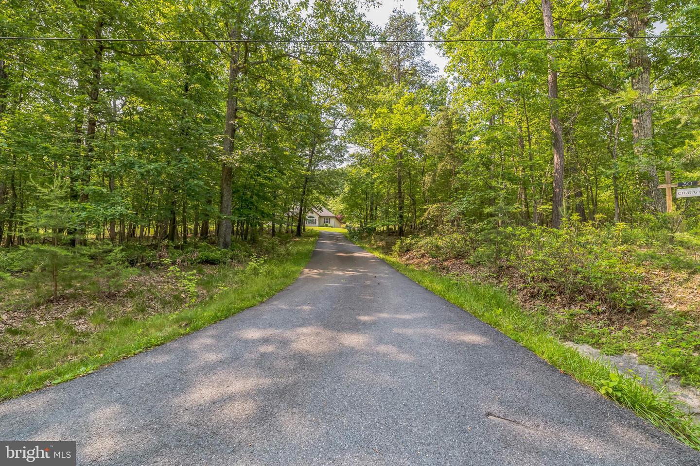 30 WOODED LN, FRONT ROYAL, Virginia 22630, 3 Bedrooms Bedrooms, ,2 BathroomsBathrooms,Residential,For sale,30 WOODED LN,VAWR2011366 MLS # VAWR2011366