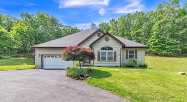 30 WOODED LN, FRONT ROYAL, Virginia 22630, 3 Bedrooms Bedrooms, ,2 BathroomsBathrooms,Residential,For sale,30 WOODED LN,VAWR2011366 MLS # VAWR2011366