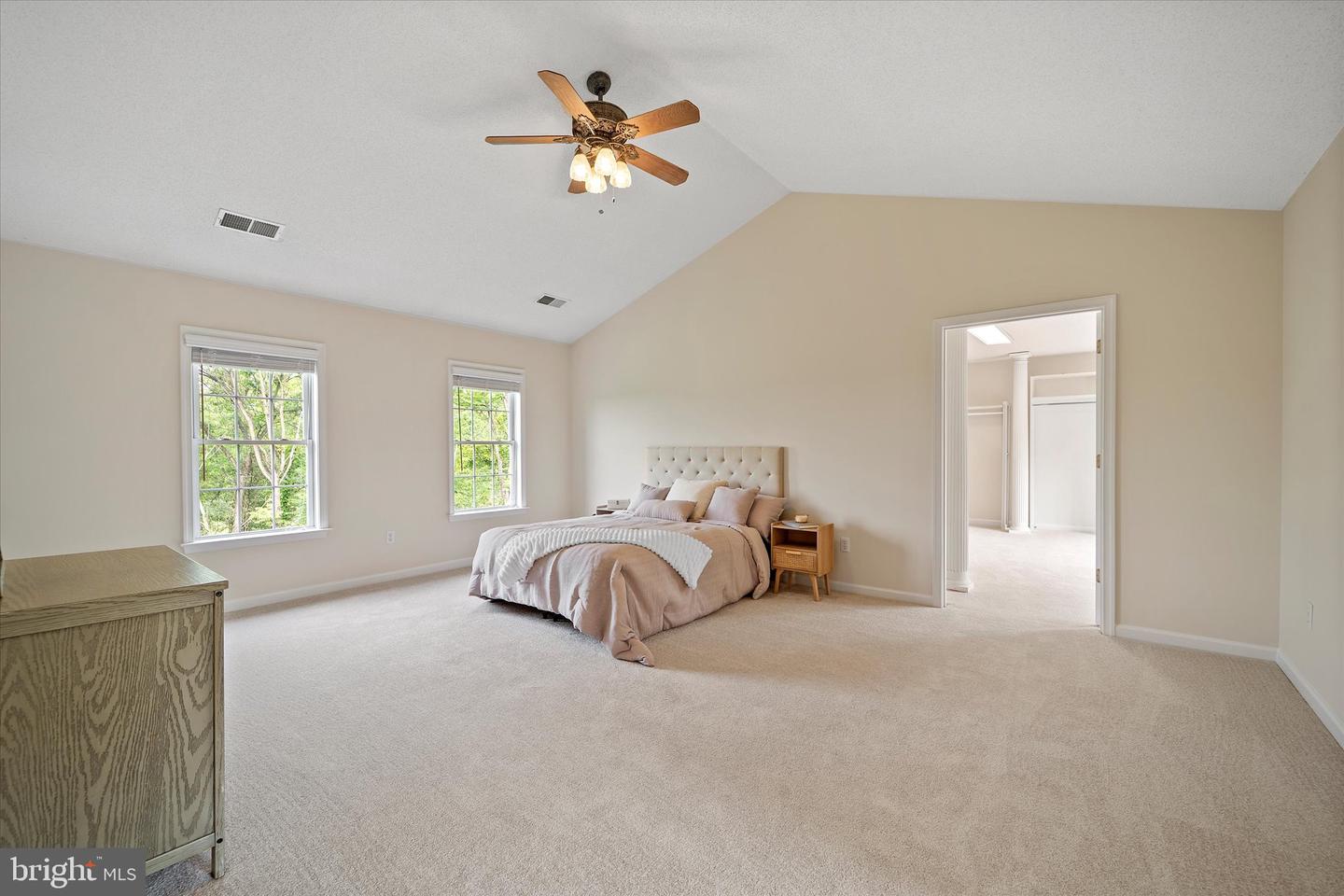 960 LAUREL GROVE RD, WINCHESTER, Virginia 22602, 5 Bedrooms Bedrooms, ,3 BathroomsBathrooms,Residential,For sale,960 LAUREL GROVE RD,VAFV2034610 MLS # VAFV2034610