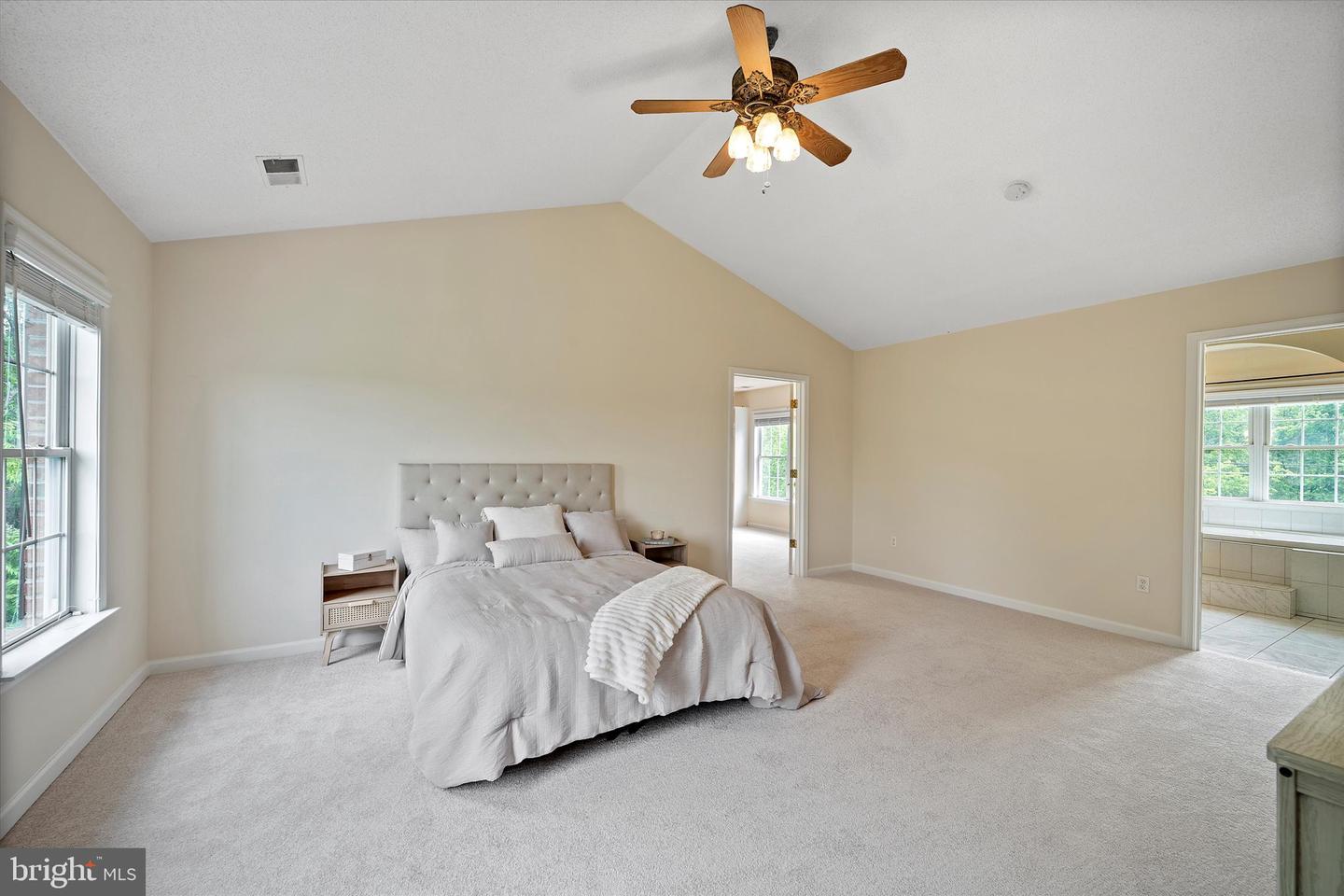 960 LAUREL GROVE RD, WINCHESTER, Virginia 22602, 5 Bedrooms Bedrooms, ,3 BathroomsBathrooms,Residential,For sale,960 LAUREL GROVE RD,VAFV2034610 MLS # VAFV2034610