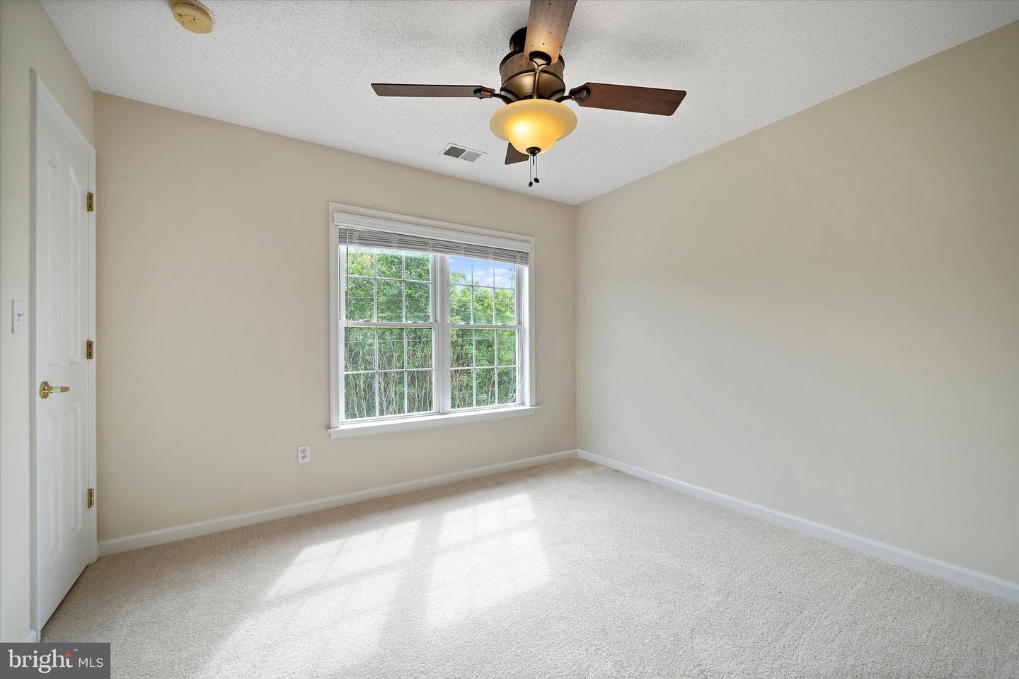 960 LAUREL GROVE RD, WINCHESTER, Virginia 22602, 5 Bedrooms Bedrooms, ,3 BathroomsBathrooms,Residential,For sale,960 LAUREL GROVE RD,VAFV2034610 MLS # VAFV2034610