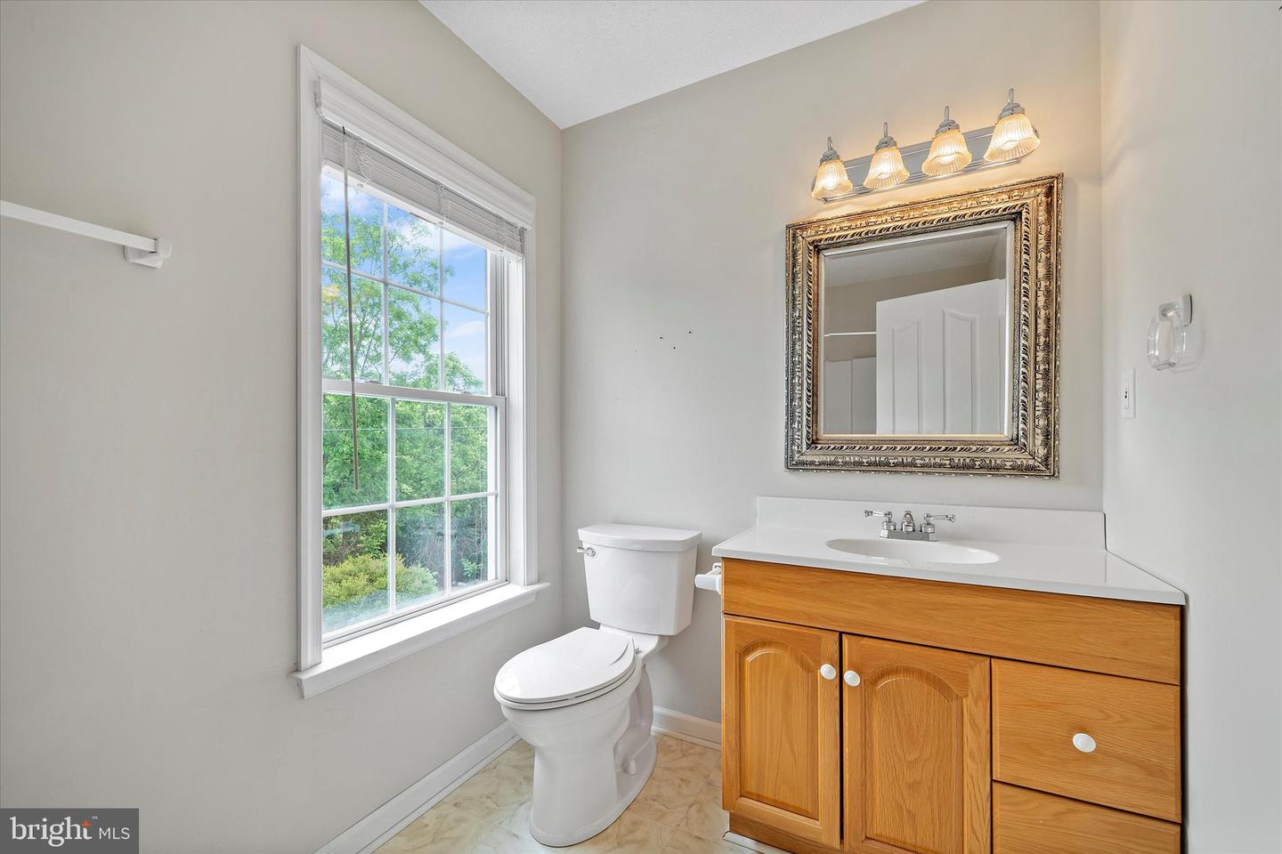 960 LAUREL GROVE RD, WINCHESTER, Virginia 22602, 5 Bedrooms Bedrooms, ,3 BathroomsBathrooms,Residential,For sale,960 LAUREL GROVE RD,VAFV2034610 MLS # VAFV2034610