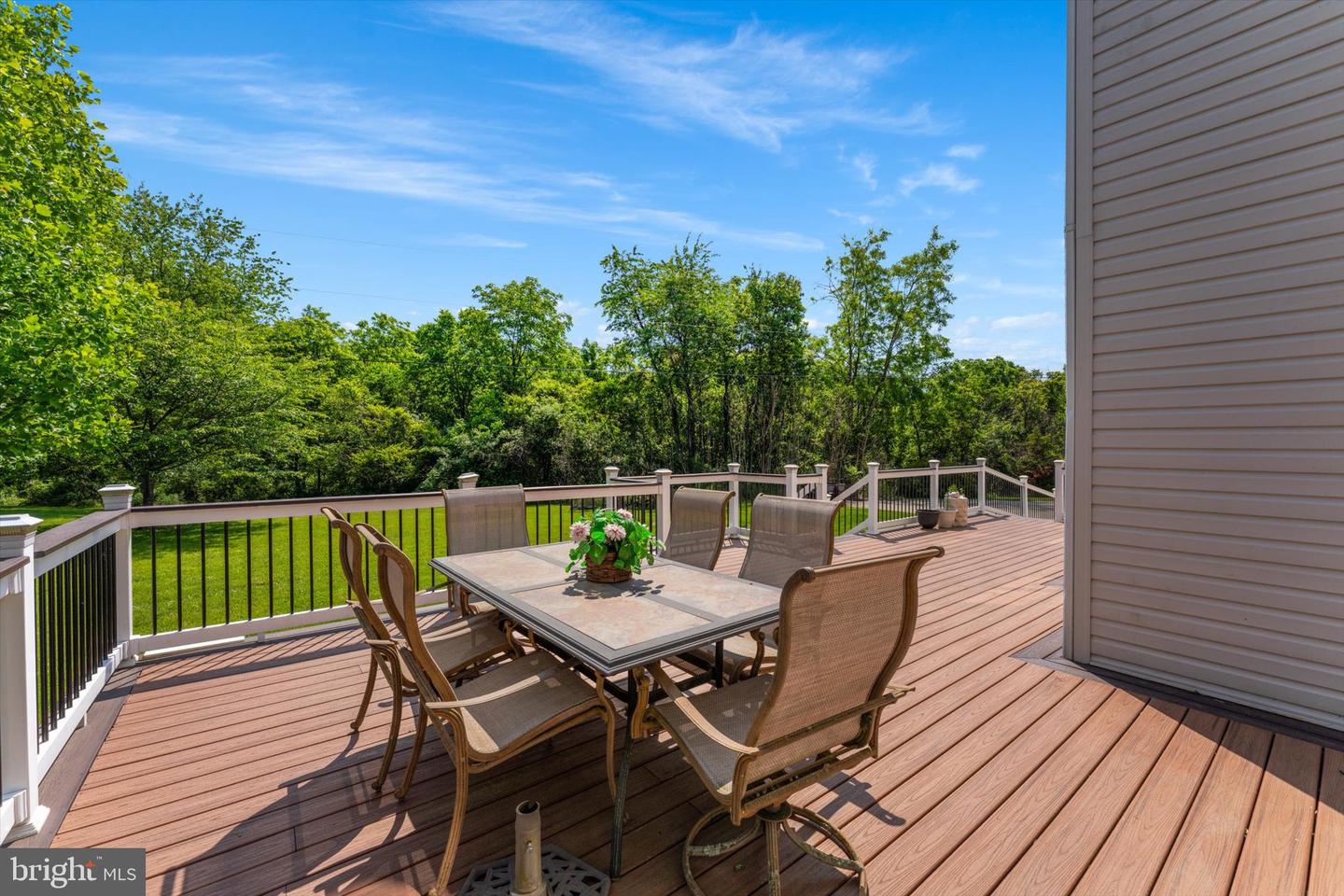 960 LAUREL GROVE RD, WINCHESTER, Virginia 22602, 5 Bedrooms Bedrooms, ,3 BathroomsBathrooms,Residential,For sale,960 LAUREL GROVE RD,VAFV2034610 MLS # VAFV2034610