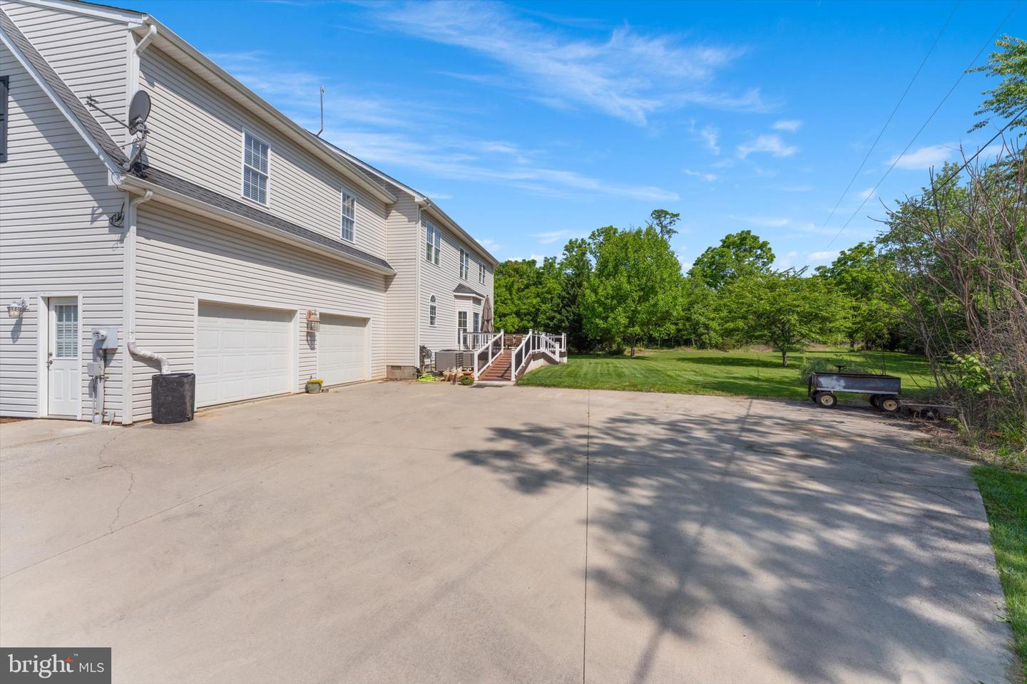 960 LAUREL GROVE RD, WINCHESTER, Virginia 22602, 5 Bedrooms Bedrooms, ,3 BathroomsBathrooms,Residential,For sale,960 LAUREL GROVE RD,VAFV2034610 MLS # VAFV2034610
