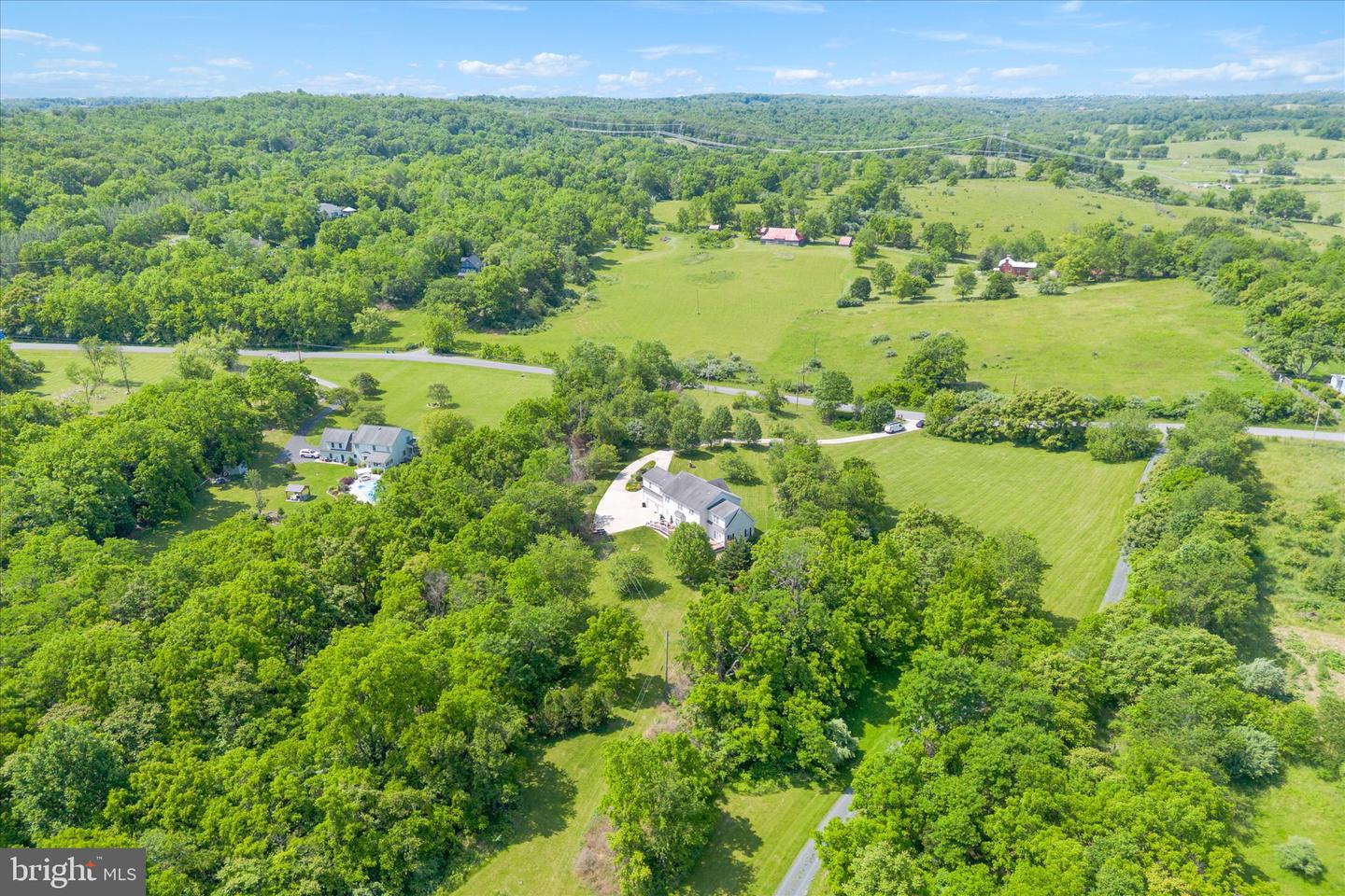 960 LAUREL GROVE RD, WINCHESTER, Virginia 22602, 5 Bedrooms Bedrooms, ,3 BathroomsBathrooms,Residential,For sale,960 LAUREL GROVE RD,VAFV2034610 MLS # VAFV2034610