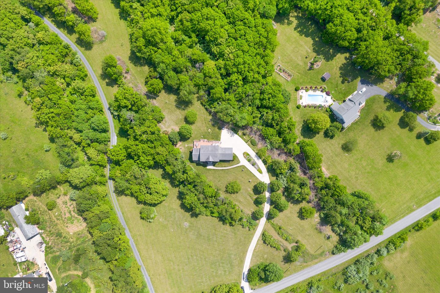 960 LAUREL GROVE RD, WINCHESTER, Virginia 22602, 5 Bedrooms Bedrooms, ,3 BathroomsBathrooms,Residential,For sale,960 LAUREL GROVE RD,VAFV2034610 MLS # VAFV2034610