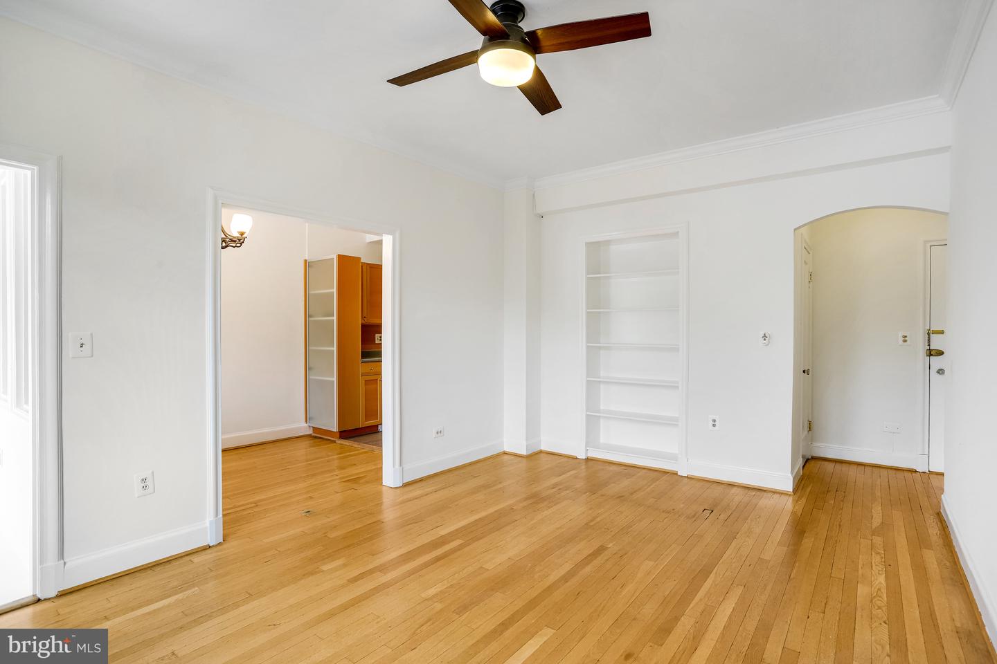 2032-2040 BELMONT RD NW #521, WASHINGTON, District Of Columbia 20009, 1 Bedroom Bedrooms, ,1 BathroomBathrooms,Residential,For sale,2032-2040 BELMONT RD NW #521,DCDC2203852 MLS # DCDC2203852