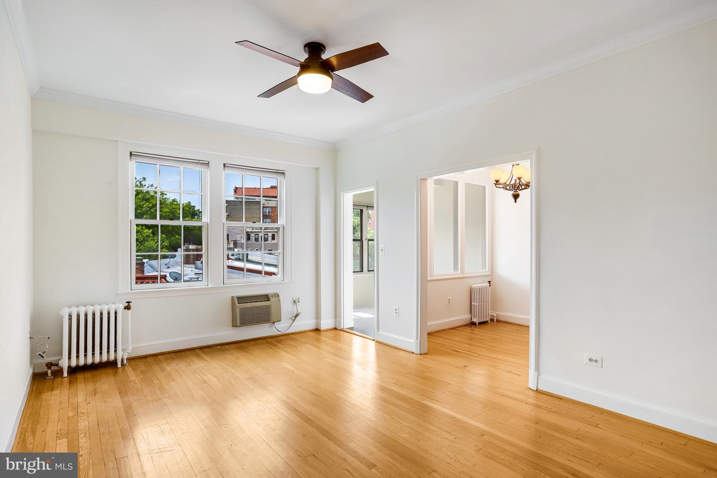 2032-2040 BELMONT RD NW #521, WASHINGTON, District Of Columbia 20009, 1 Bedroom Bedrooms, ,1 BathroomBathrooms,Residential,For sale,2032-2040 BELMONT RD NW #521,DCDC2203852 MLS # DCDC2203852