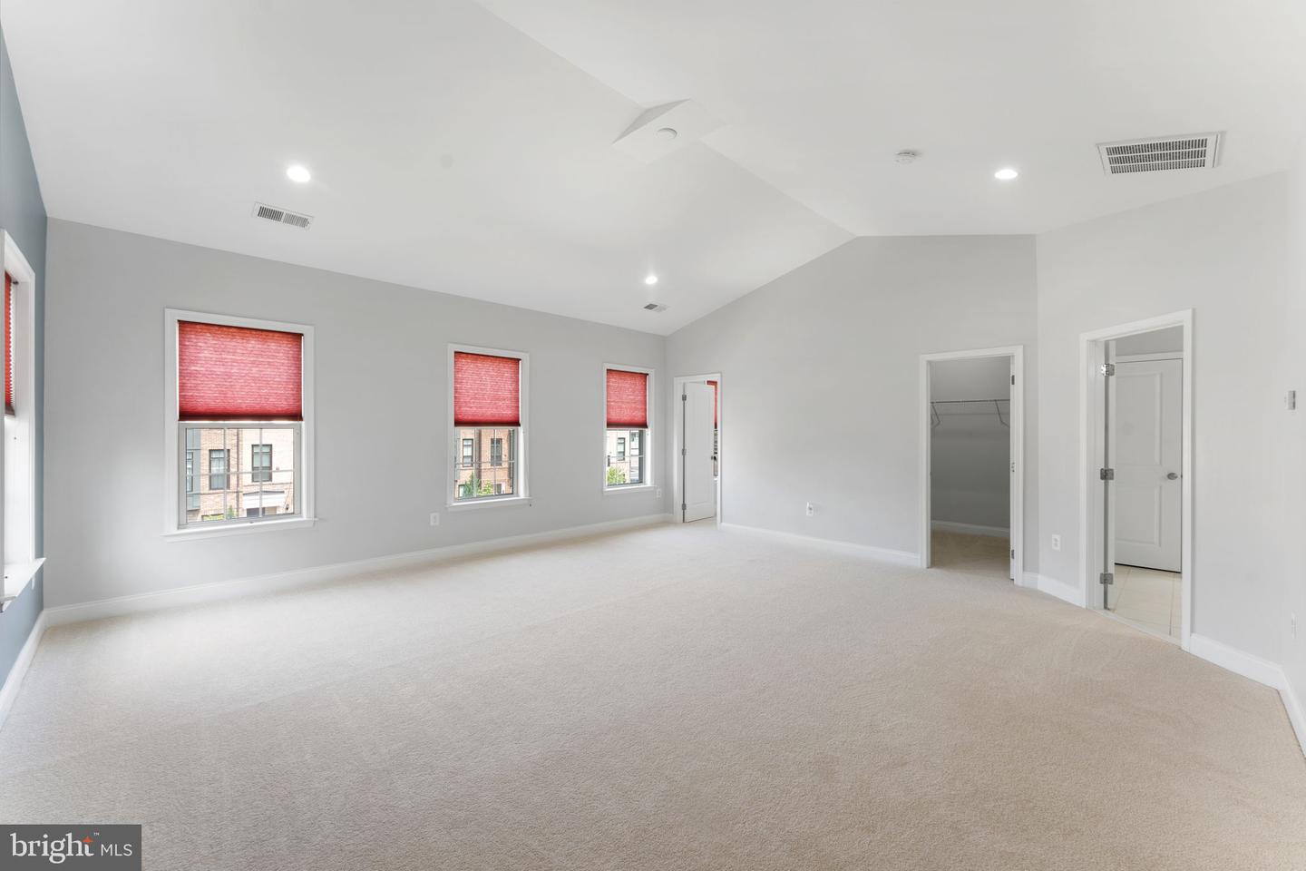 22559 WINDSOR LOCKS SQ, ASHBURN, Virginia 20148, 3 Bedrooms Bedrooms, ,3 BathroomsBathrooms,Residential,For sale,22559 WINDSOR LOCKS SQ,VALO2098640 MLS # VALO2098640