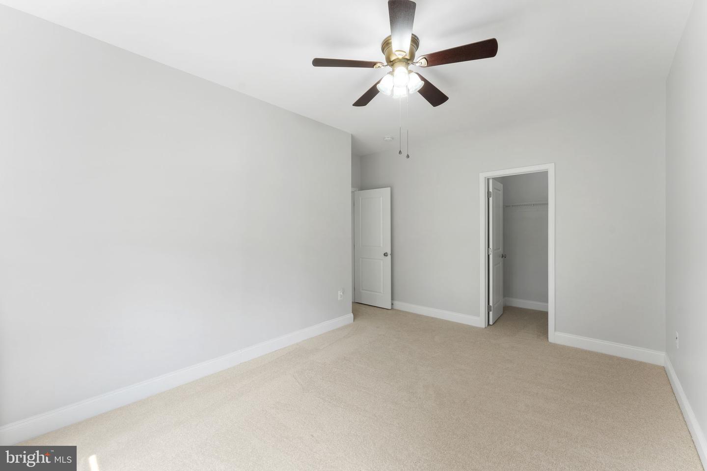 22559 WINDSOR LOCKS SQ, ASHBURN, Virginia 20148, 3 Bedrooms Bedrooms, ,3 BathroomsBathrooms,Residential,For sale,22559 WINDSOR LOCKS SQ,VALO2098640 MLS # VALO2098640