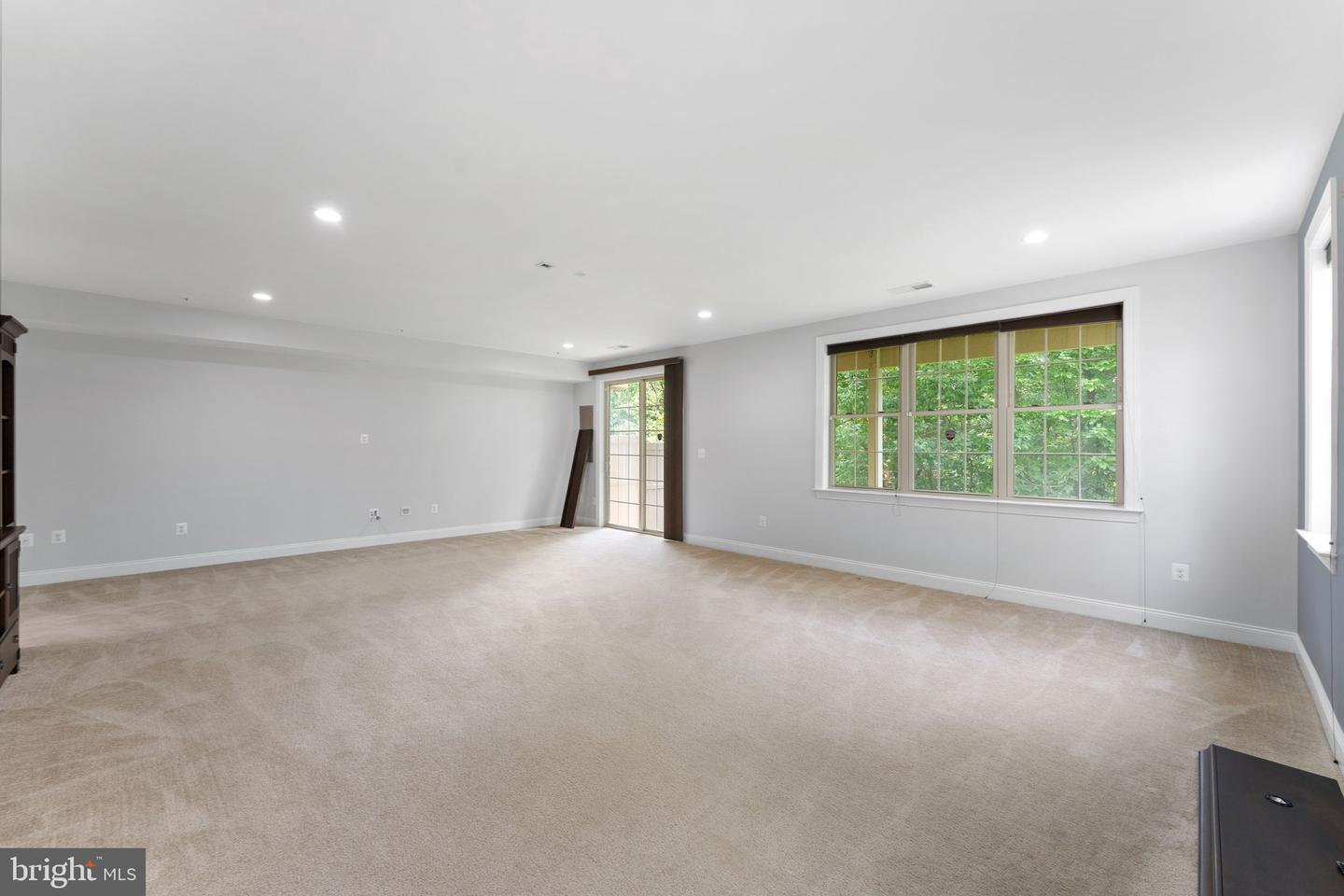 22559 WINDSOR LOCKS SQ, ASHBURN, Virginia 20148, 3 Bedrooms Bedrooms, ,3 BathroomsBathrooms,Residential,For sale,22559 WINDSOR LOCKS SQ,VALO2098640 MLS # VALO2098640