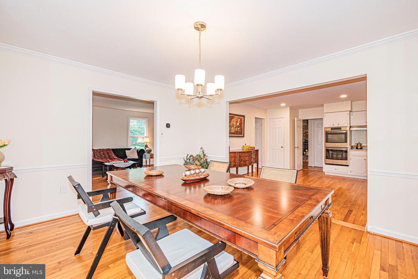 7111 CHESHIRE CT, ALEXANDRIA, Virginia 22307, 4 Bedrooms Bedrooms, ,2 BathroomsBathrooms,Residential,For sale,7111 CHESHIRE CT,VAFX2245240 MLS # VAFX2245240