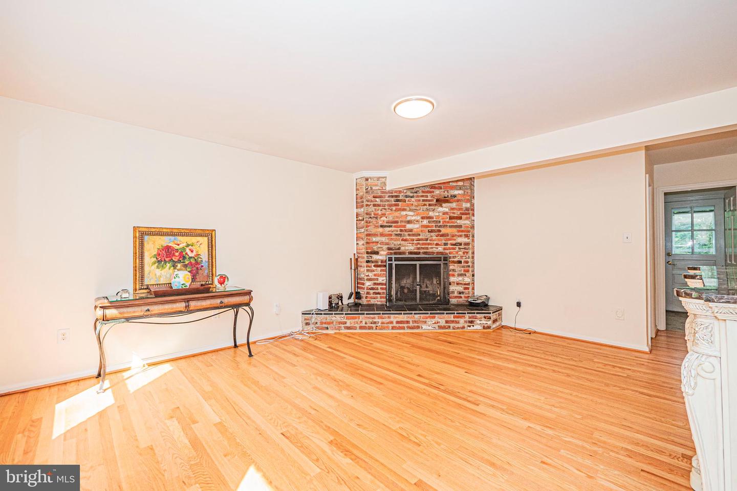 7111 CHESHIRE CT, ALEXANDRIA, Virginia 22307, 4 Bedrooms Bedrooms, ,2 BathroomsBathrooms,Residential,For sale,7111 CHESHIRE CT,VAFX2245240 MLS # VAFX2245240