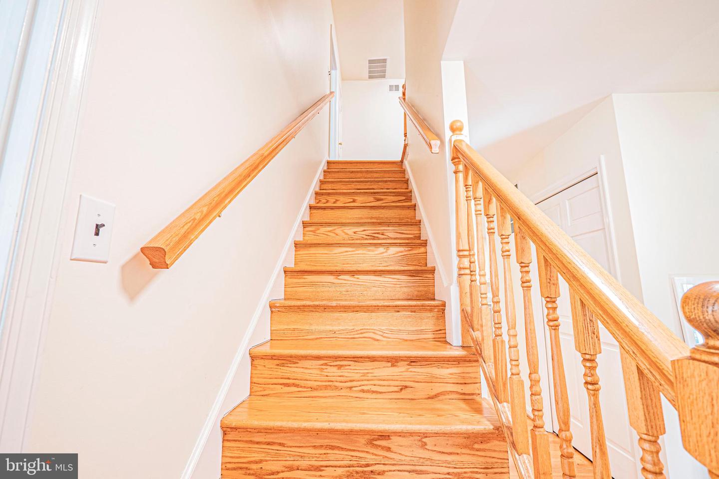 7111 CHESHIRE CT, ALEXANDRIA, Virginia 22307, 4 Bedrooms Bedrooms, ,2 BathroomsBathrooms,Residential,For sale,7111 CHESHIRE CT,VAFX2245240 MLS # VAFX2245240