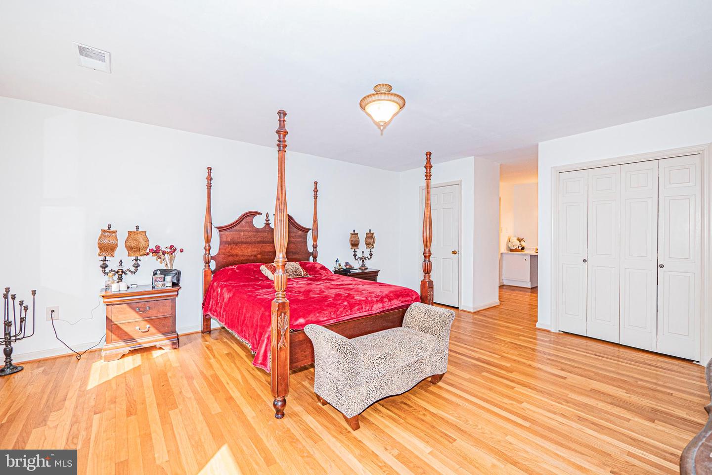 7111 CHESHIRE CT, ALEXANDRIA, Virginia 22307, 4 Bedrooms Bedrooms, ,2 BathroomsBathrooms,Residential,For sale,7111 CHESHIRE CT,VAFX2245240 MLS # VAFX2245240