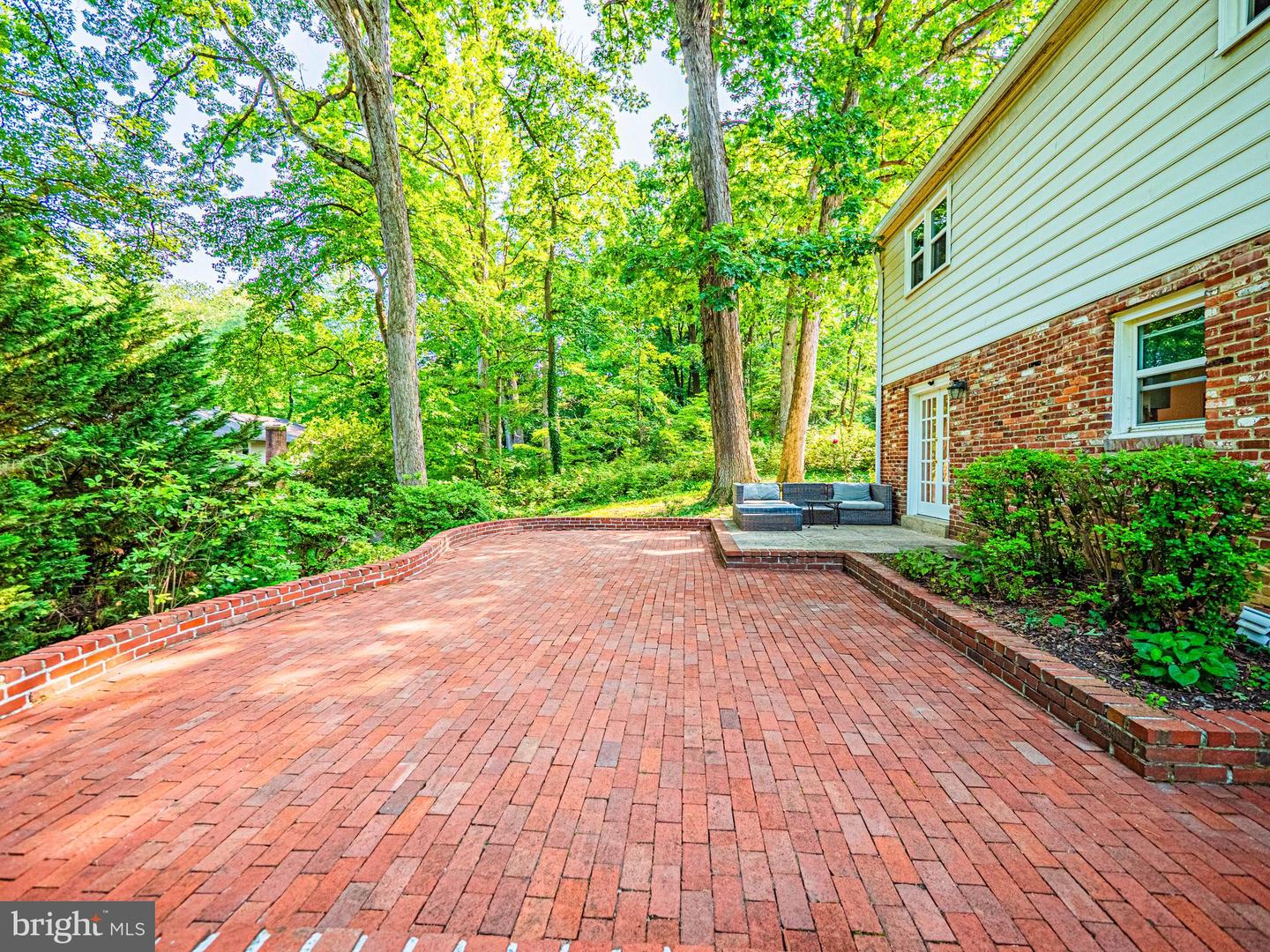 7111 CHESHIRE CT, ALEXANDRIA, Virginia 22307, 4 Bedrooms Bedrooms, ,2 BathroomsBathrooms,Residential,For sale,7111 CHESHIRE CT,VAFX2245240 MLS # VAFX2245240