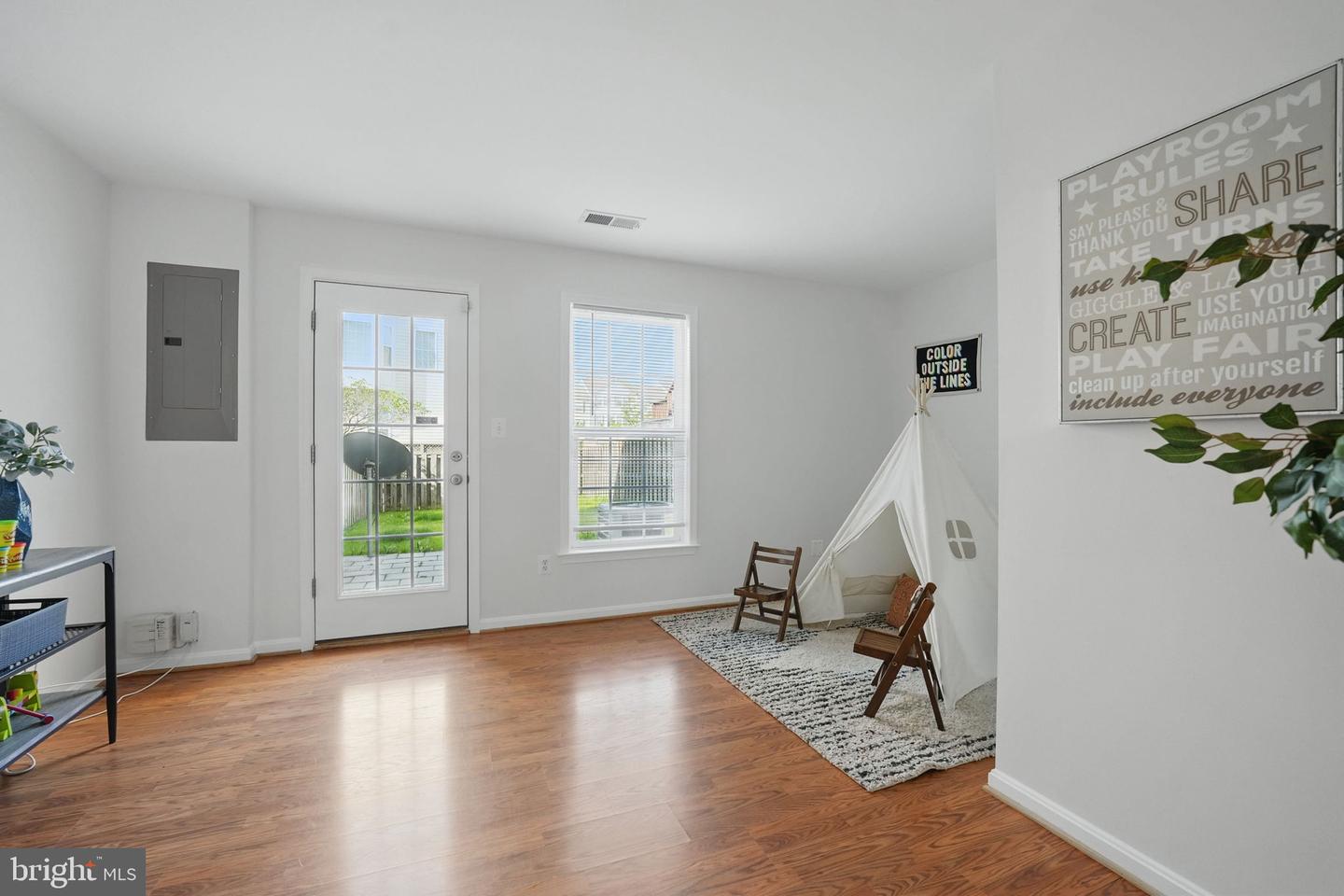 41907 GALLBERRY TER, ALDIE, Virginia 20105, 4 Bedrooms Bedrooms, ,2 BathroomsBathrooms,Residential,For sale,41907 GALLBERRY TER,VALO2098570 MLS # VALO2098570