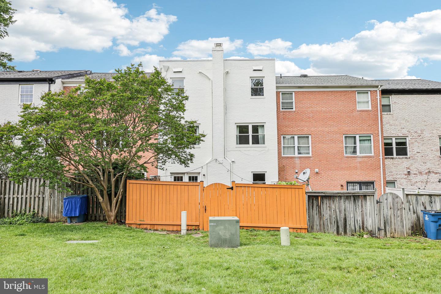 2257 CEDAR LN, VIENNA, Virginia 22182, 4 Bedrooms Bedrooms, ,3 BathroomsBathrooms,Residential,For sale,2257 CEDAR LN,VAFX2244956 MLS # VAFX2244956