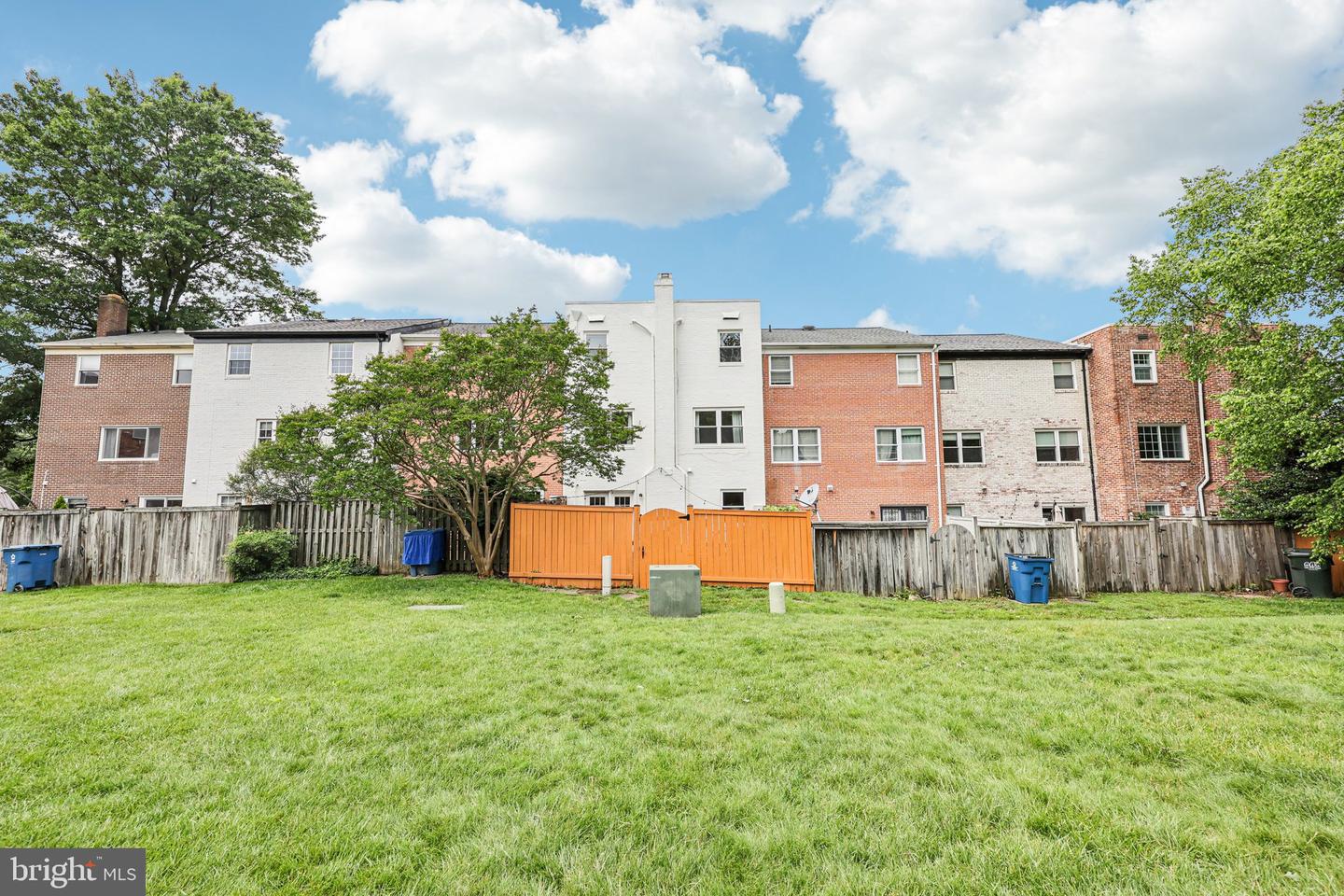 2257 CEDAR LN, VIENNA, Virginia 22182, 4 Bedrooms Bedrooms, ,3 BathroomsBathrooms,Residential,For sale,2257 CEDAR LN,VAFX2244956 MLS # VAFX2244956