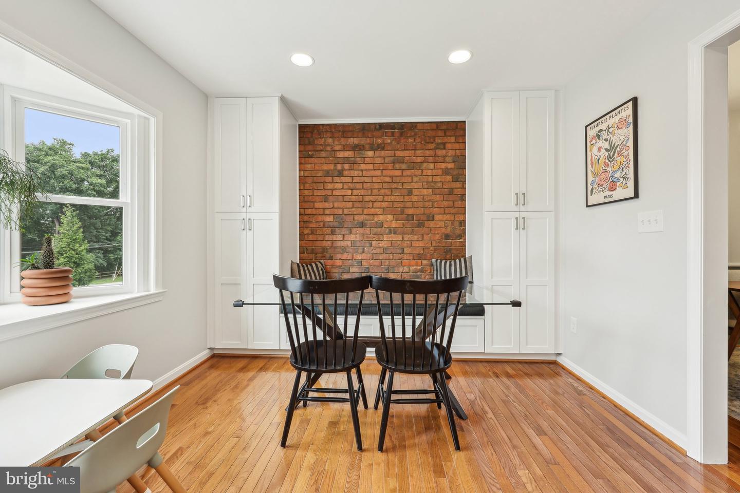 2257 CEDAR LN, VIENNA, Virginia 22182, 4 Bedrooms Bedrooms, ,3 BathroomsBathrooms,Residential,For sale,2257 CEDAR LN,VAFX2244956 MLS # VAFX2244956