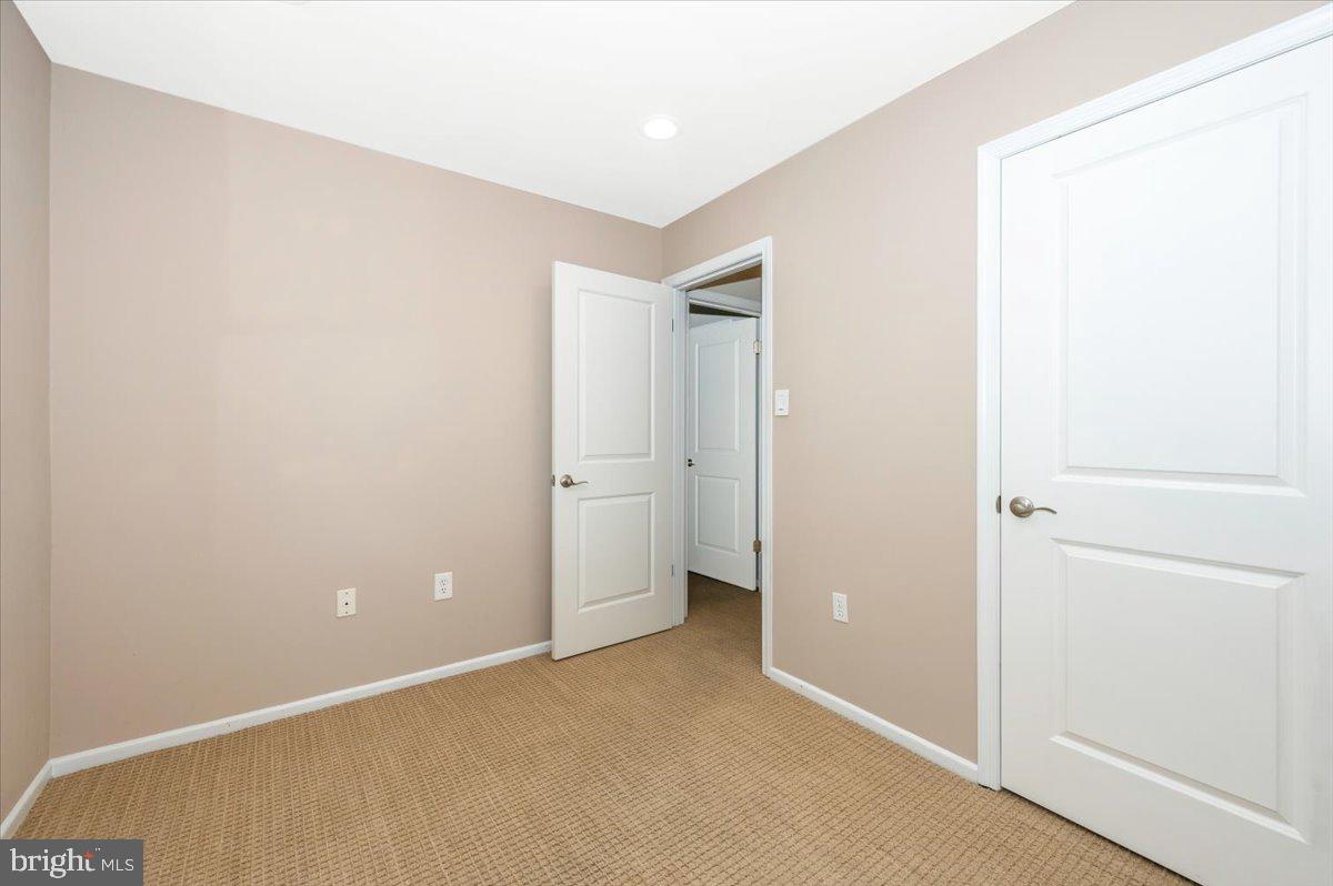 261 COMMONS DR NW, VIENNA, Virginia 22180, 3 Bedrooms Bedrooms, ,2 BathroomsBathrooms,Residential,For sale,261 COMMONS DR NW,VAFX2244962 MLS # VAFX2244962