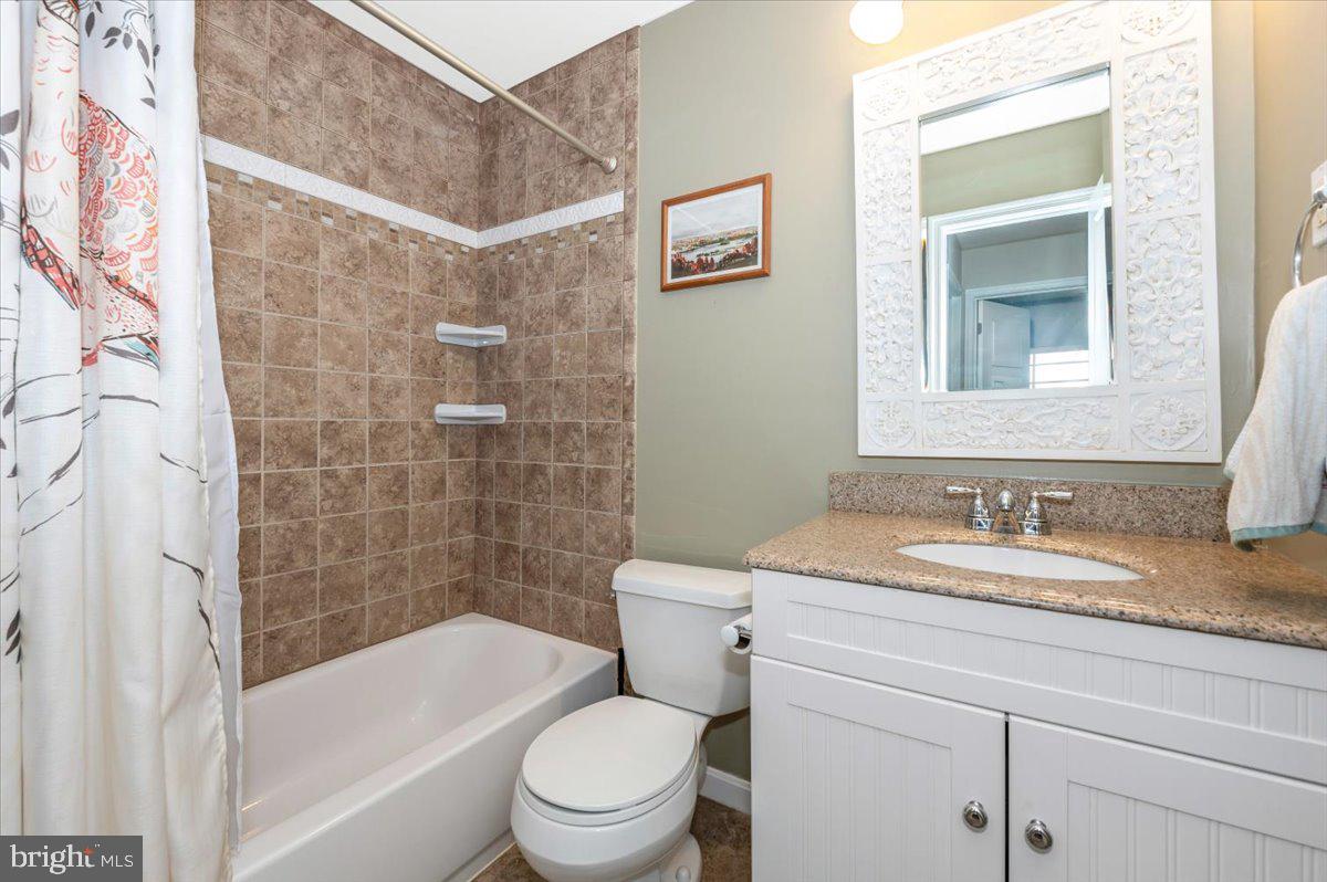 261 COMMONS DR NW, VIENNA, Virginia 22180, 3 Bedrooms Bedrooms, ,2 BathroomsBathrooms,Residential,For sale,261 COMMONS DR NW,VAFX2244962 MLS # VAFX2244962