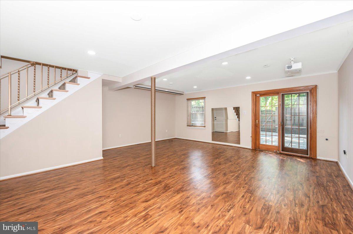 261 COMMONS DR NW, VIENNA, Virginia 22180, 3 Bedrooms Bedrooms, ,2 BathroomsBathrooms,Residential,For sale,261 COMMONS DR NW,VAFX2244962 MLS # VAFX2244962