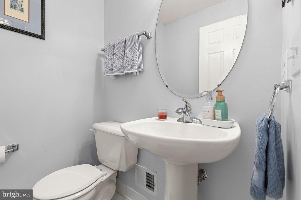 12144 CHESHIRE CT, BRISTOW, Virginia 20136, 4 Bedrooms Bedrooms, ,2 BathroomsBathrooms,Residential,For sale,12144 CHESHIRE CT,VAPW2096126 MLS # VAPW2096126