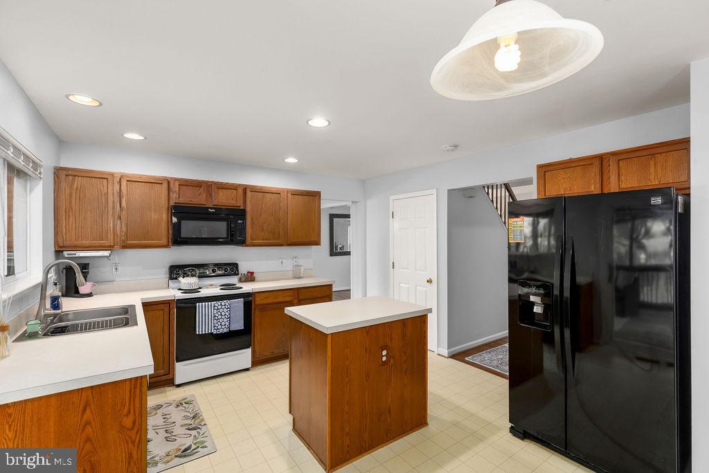 12144 CHESHIRE CT, BRISTOW, Virginia 20136, 4 Bedrooms Bedrooms, ,2 BathroomsBathrooms,Residential,For sale,12144 CHESHIRE CT,VAPW2096126 MLS # VAPW2096126