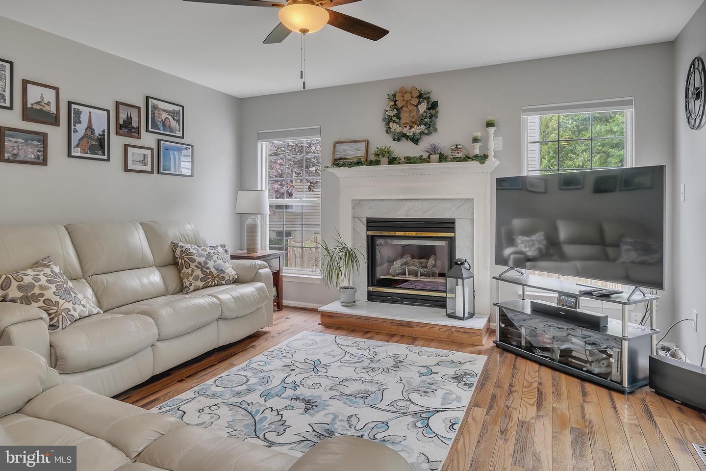 208 OAKCREST MANOR DR NE, LEESBURG, Virginia 20176, 4 Bedrooms Bedrooms, ,3 BathroomsBathrooms,Residential,For sale,208 OAKCREST MANOR DR NE,VALO2098602 MLS # VALO2098602