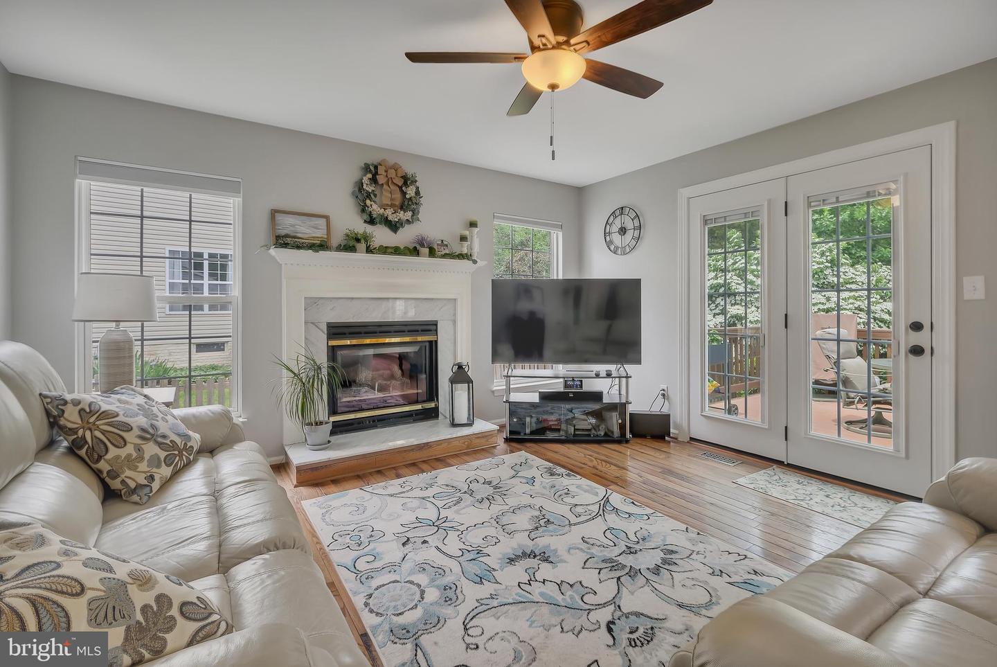 208 OAKCREST MANOR DR NE, LEESBURG, Virginia 20176, 4 Bedrooms Bedrooms, ,3 BathroomsBathrooms,Residential,For sale,208 OAKCREST MANOR DR NE,VALO2098602 MLS # VALO2098602